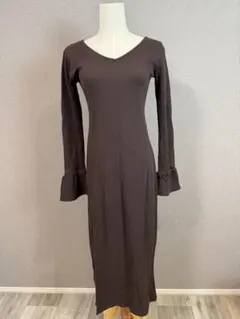 Cheri mi スリットロングワンピ ブラウン