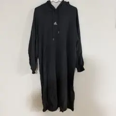 adidasワンピースM