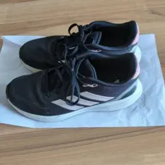 adidas ブラック/ピンク スニーカー　23cm