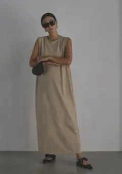 room306 Side Tuck Cotton One-piece カーキ