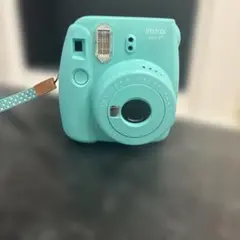 instax mini 8+ ミントグリーン　本体　インスタントカメラ