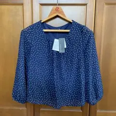 新品　LAVENUE ネイビー ドット柄 長袖ブラウス S
