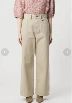 ユナイテッドアローズ　ストレートデニムパンツ　完売のサムネイル