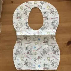 使い捨てベビーエプロン　未使用12枚　スヌーピー柄