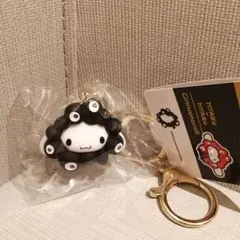 ミャクミャク サンリオ キーホルダー ブラック　シナモロール　なりきり　コラボ