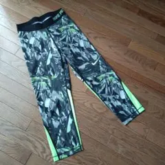 NIKE PRO 七分丈レギンス　Ｓ