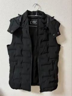 アダムスジャグラー 大人気商品 廃盤完全品 ダウンベスト （S）黒 アダムスジャグラー 大人気商品 廃盤完全品 ダウンベスト （S