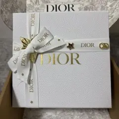 2025年最新】ディオール星チャームの人気アイテム - メルカリ