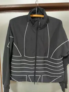 adidas ロゴ　ナイロンジャケット