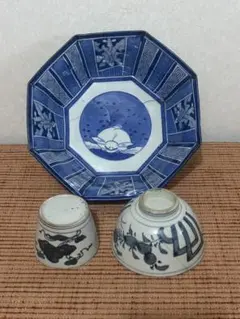 中国古玩 清朝古渡 新渡唐子の図 染付 小皿 青花草蝶々盃ー藍九谷2点おまけ付き 中国古玩 清朝古渡 新渡唐子の図 染付 小皿 青花草蝶々盃ー藍九谷2点