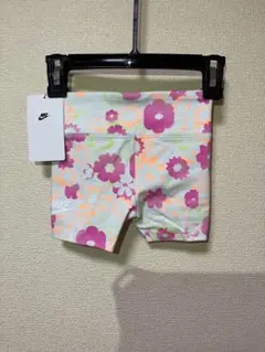 Nike フラワー ハーフパンツサイズ86-92cm