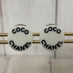 極美品✨ CHANEL シャネル ピアス ココマーク ホワイト 2041 - メルカリ