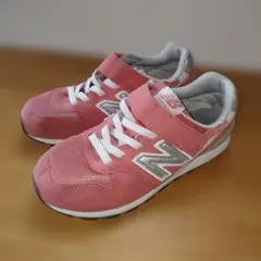 New Balance ピンク スニーカー ベルクロ付き　21.5cm　996