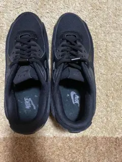 ナイキエアマックス 90LV8 24.5（24㎝の方におすすめ）