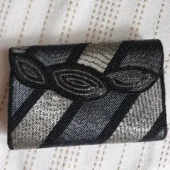 ビーズ刺繍 ショルダーバッグ　クラッチバッグ