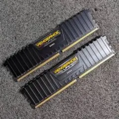 【美品】Corsair Vengeance DDR4 2400MHz 16GB