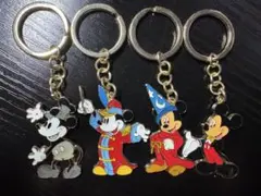 ミッキーマウス キーホルダーセット 4個