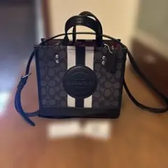 COACH ショルダーバッグ ストライプデザイン ブラック/ホワイト