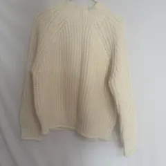 GU ホワイトニット