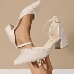 SHEIN パンプス　 ストラップ付き　ヒール　パール