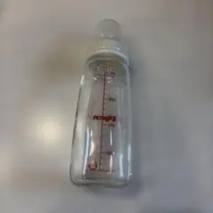 Pigeon ピジョン　哺乳瓶　　スリムタイプ　ガラス製　200ml