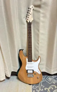YAMAHA PACIFICA PAC112V エレキギターのサムネイル