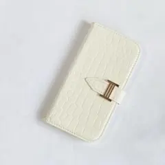 らくらくスマートフォン F-52B 手帳型ケース ホワイト ミラー付 クロコ調