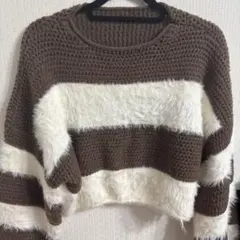 SpRay クロップドファーニット 茶×白