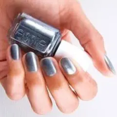 【essie】ネイルポリッシュ、ブルー・グレー系のサムネイル