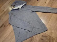 パーカー　グレー　レディースアウター