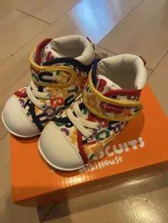 Item thumbnail for item e12805e6-a0c2-4536-96fb-07756b8859bf