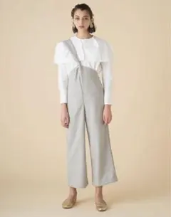MEER. One shoulder wide pants M