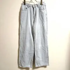 Item thumbnail for item deb0a2b0-8ad5-45c1-bd75-932e79a928ff