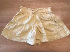 GAP KIDS ベージュ フリル付きショートパンツ 140㎝程度