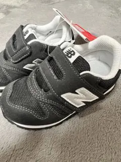 ニューバランス 373