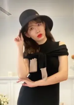 2026年最新】HERLIPTO ワンピース ブラックの人気アイテム - メルカリ