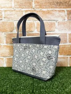 ハンドメイド　ミニミニトートバッグ花柄ねこちゃん