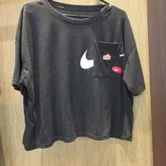 NIKE ポケット付き 半袖Tシャツ ブラックのサムネイル