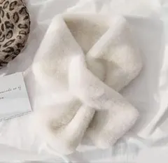 【新品、未開封品】ふわもこ*。フェイクファーマフラー