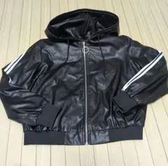 大人気！ブラック　フード付き革ジャン