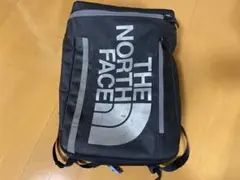 THE NORTH FACE ブラック×シルバーリュック