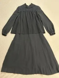 東京SOIR ブラックフォーマル ワンピース 薔薇刺繍 プリーツ S