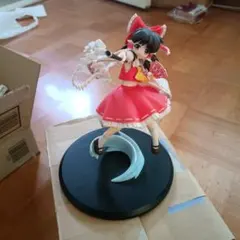 東方Project　博麗霊夢さん　フィギュア