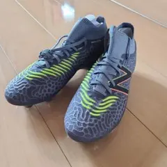 New Balance Tekela サッカーシューズのサムネイル