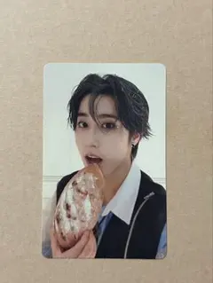 Stray Kids スキズ Hollow 期間生産限定盤 トレカ ハン ジソン