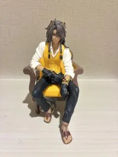 ツイステ　レオナ・キングスカラー　フィギュア