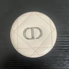Dior Forever クチュールルミナイザー　02 Pink Glowのサムネイル