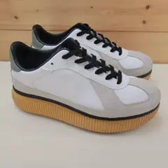 オニツカタイガー デレシティ ホワイト/グリーン 25.5センチ