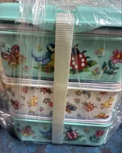 【限定商品】FEILER ハイジ　弁当箱 3段重ね 限定商品】FEILER ハイジ 弁当箱 3段重ね - メルカリ