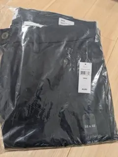 Gap　エッセンシャルカーキスキニーパンツ　新品未開封！サイズ33 x 32のサムネイル